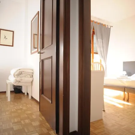 Foroni 29 Nocleg ze śniadaniem Werona